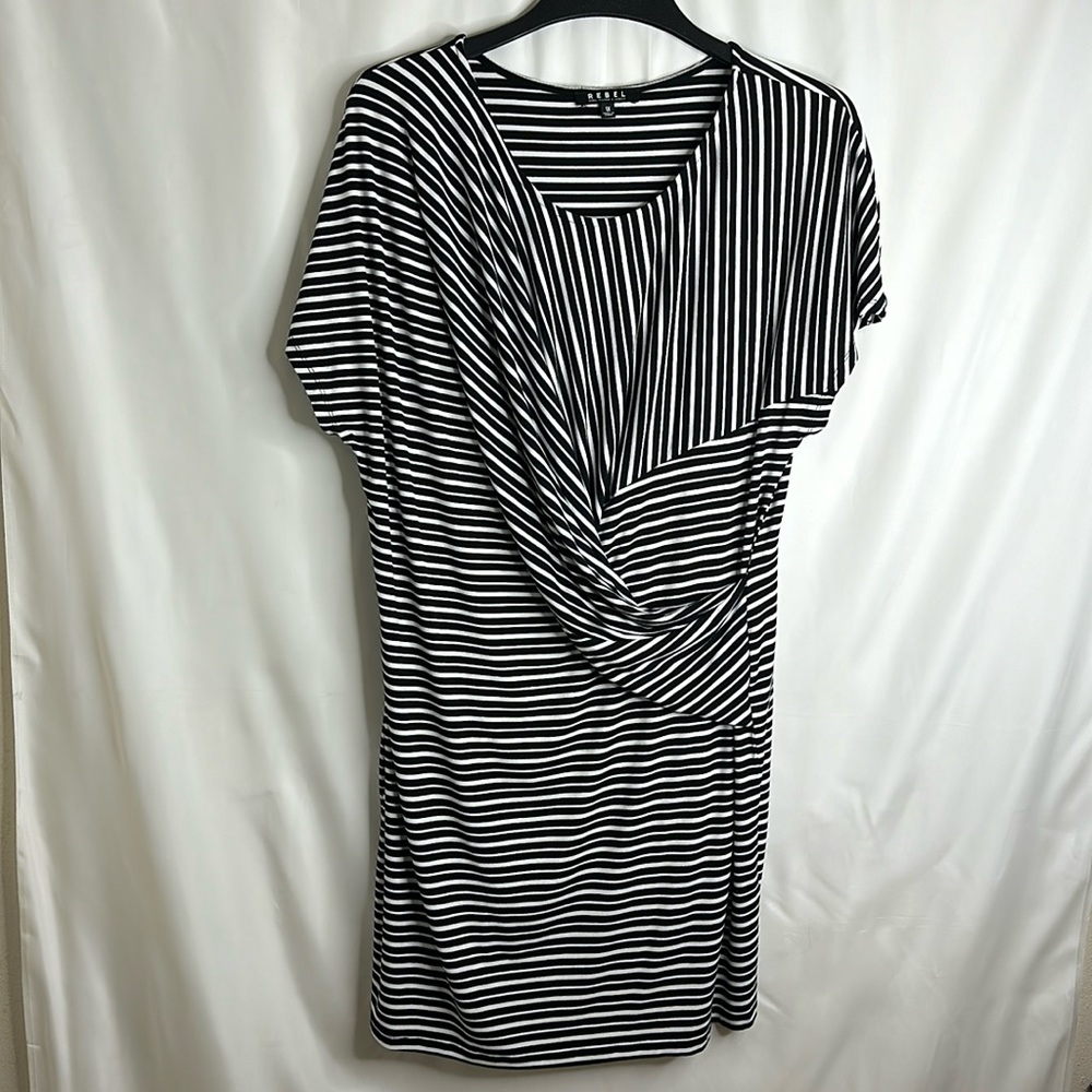 Robe Midi Noire Rebel Wilson X Angels - Taille 3X - Stretch - Neuf Avec étiquettes